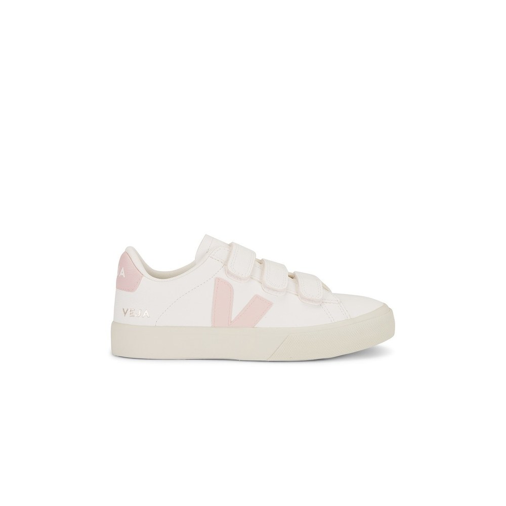 Veja Recife Sneaker in Extra White & Petale